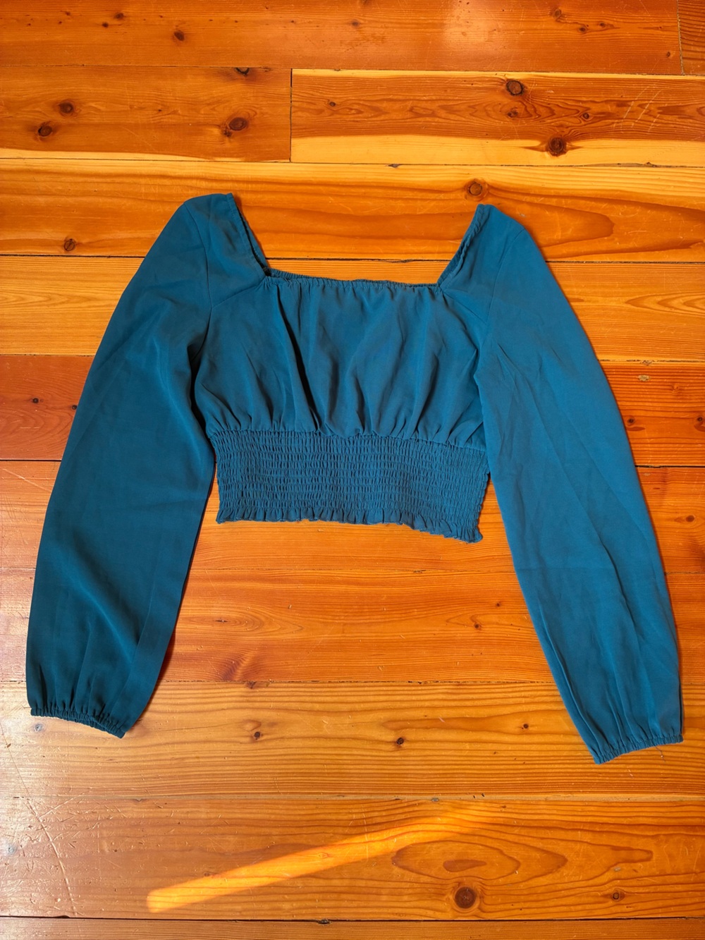 Teal long sleeve crop top